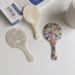 Nešiojamas rankinis veidrodėlis